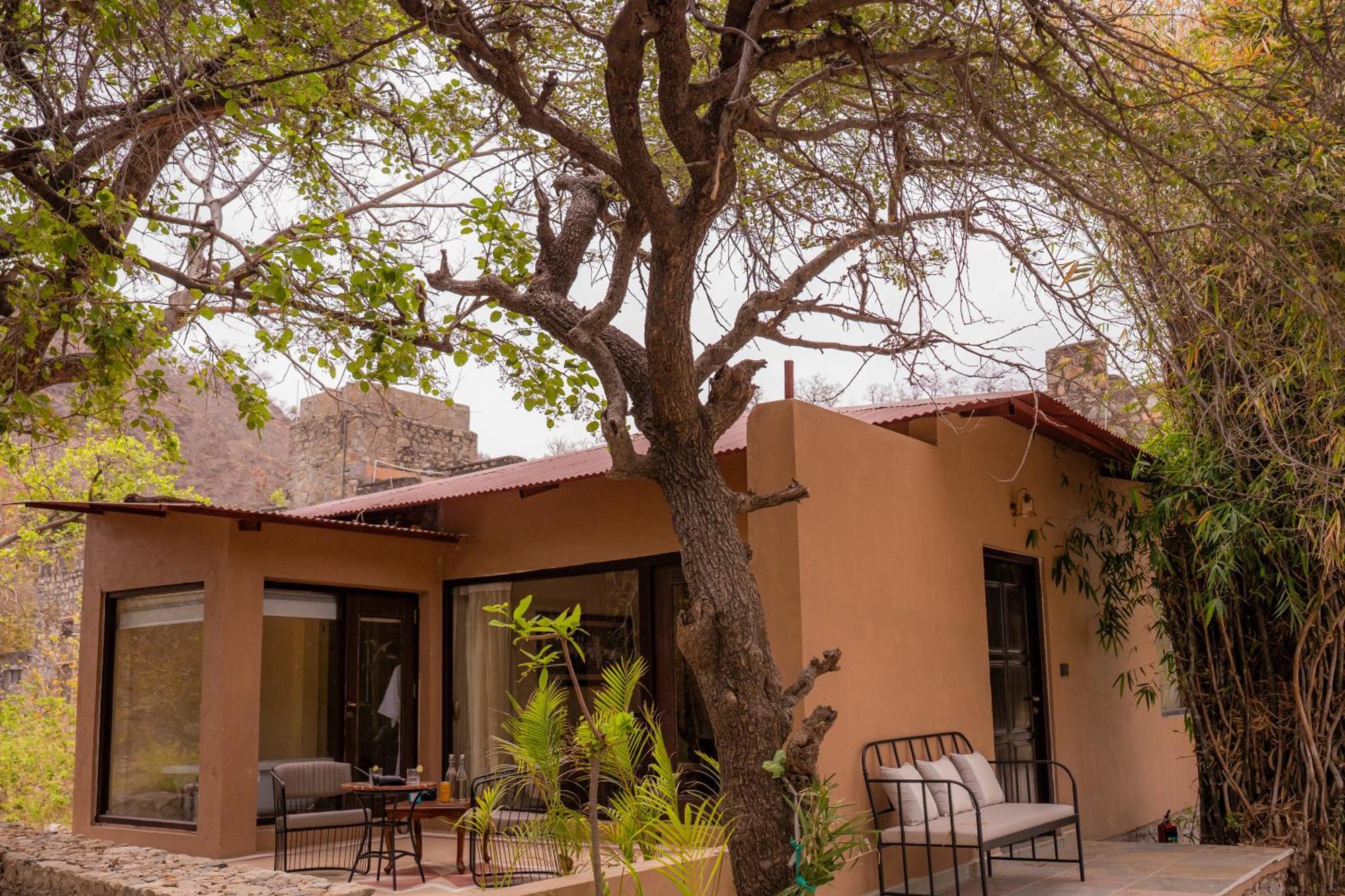 Aloof Jungle Lodge Ghanerao Exterior photo
